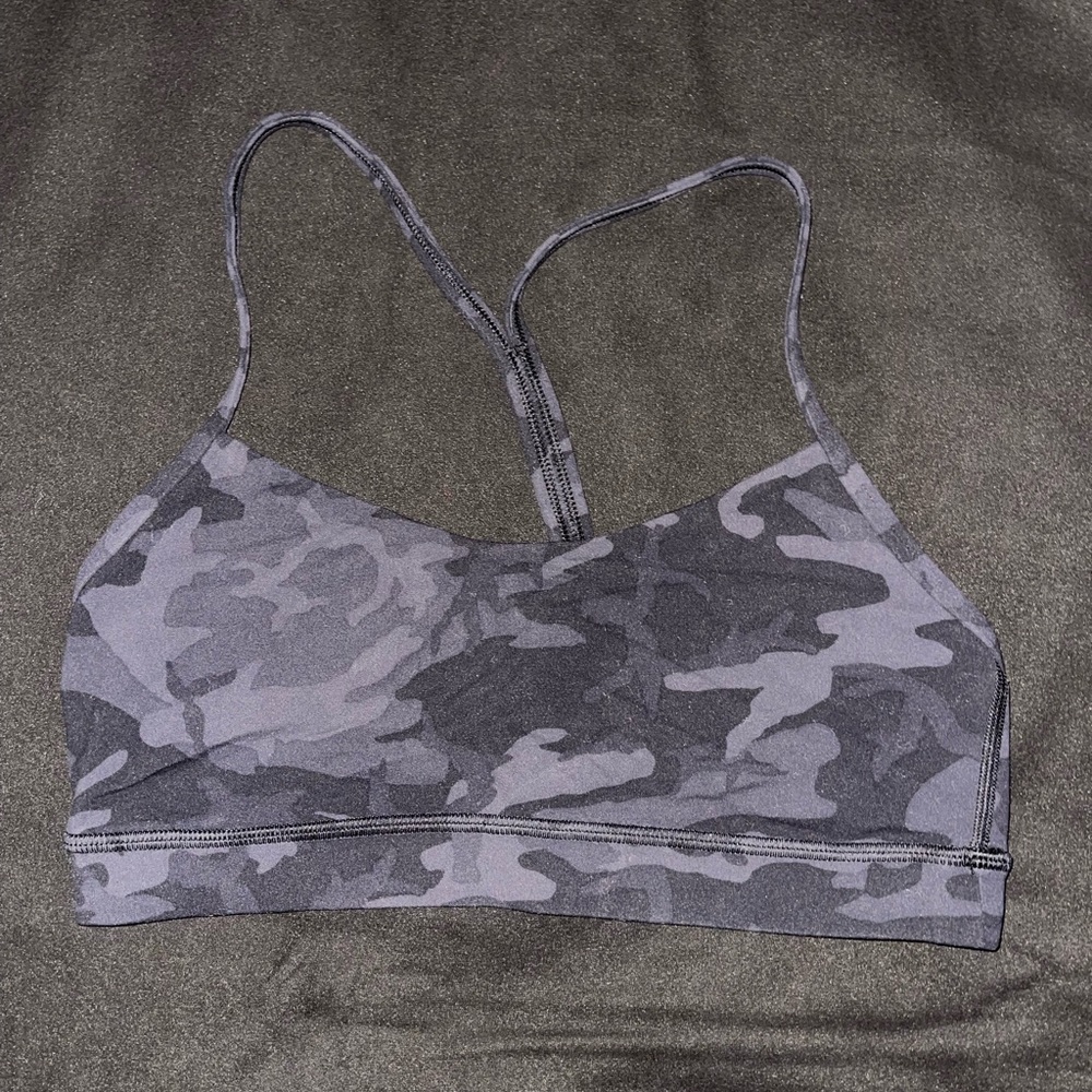 EUC Lululemon Flow Y Bra *Nulu Incognito Camo Multi Grey Size 8